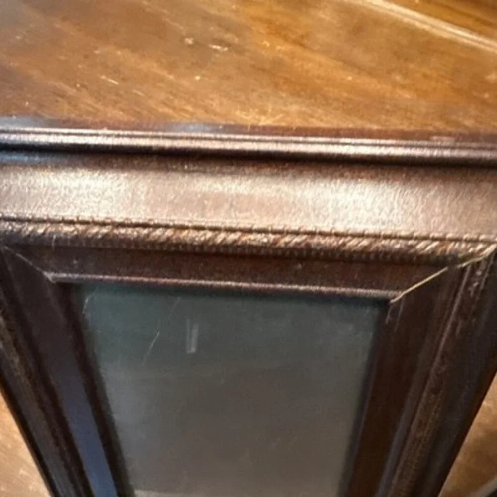 Vintage Olan Mills 5”x7” Solid Wood Picture Frames Set Of 2
